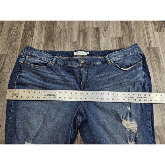 Torrid Jeans Womens 30 Medium Wash Distressed Stretch Ripped Plus Size Skinny - Picture 9 of 12